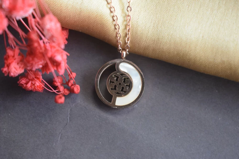 Reversible Yin-Yang Pendant Necklace- 1