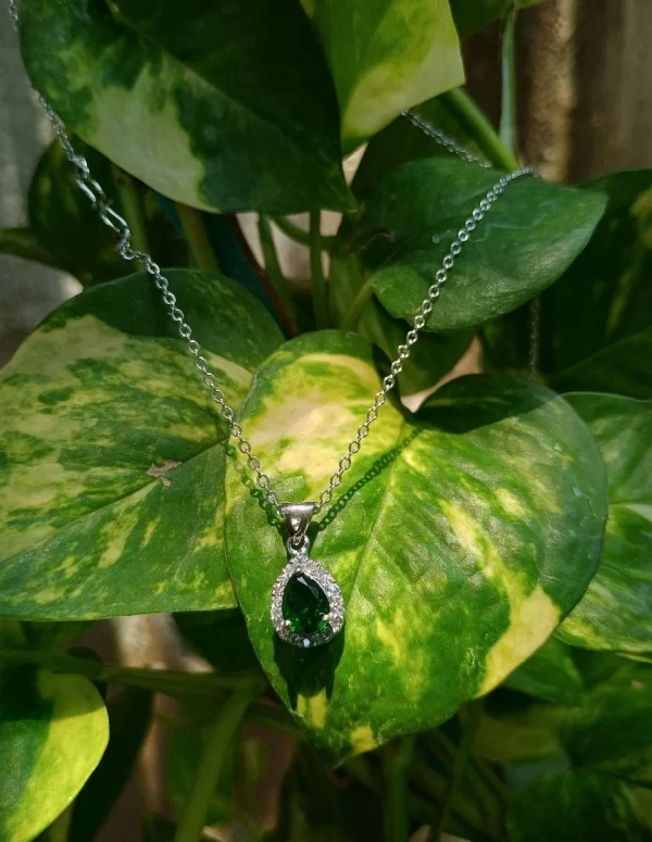 Featured- Teardrop Pendant Necklace